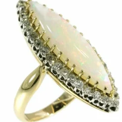 Bague opale et diamant