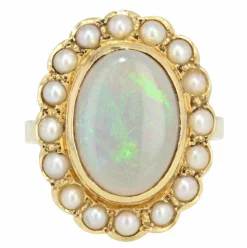 Bague opale et perles sur or jaune