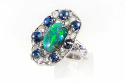 Bague opale noire d'Australie Lightning Ridge