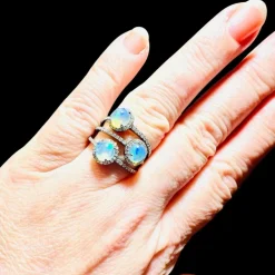 Bague opales et diamants en or jaune 18 Carat