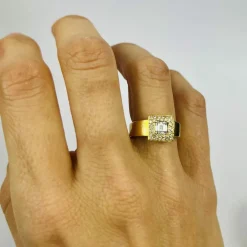 Bague Or avec Diamant Central