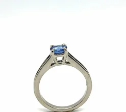 Bague Or Blanc 18 Carats Saphir et Diamants 0.800 Carats