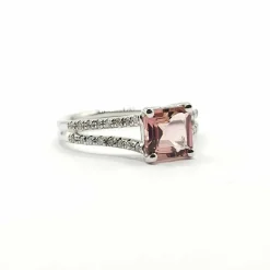 Bague or blanc 18 carats sertie d'une tourmaline et diamants naturels