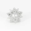 Bague or blanc à motif étoilé et diamants