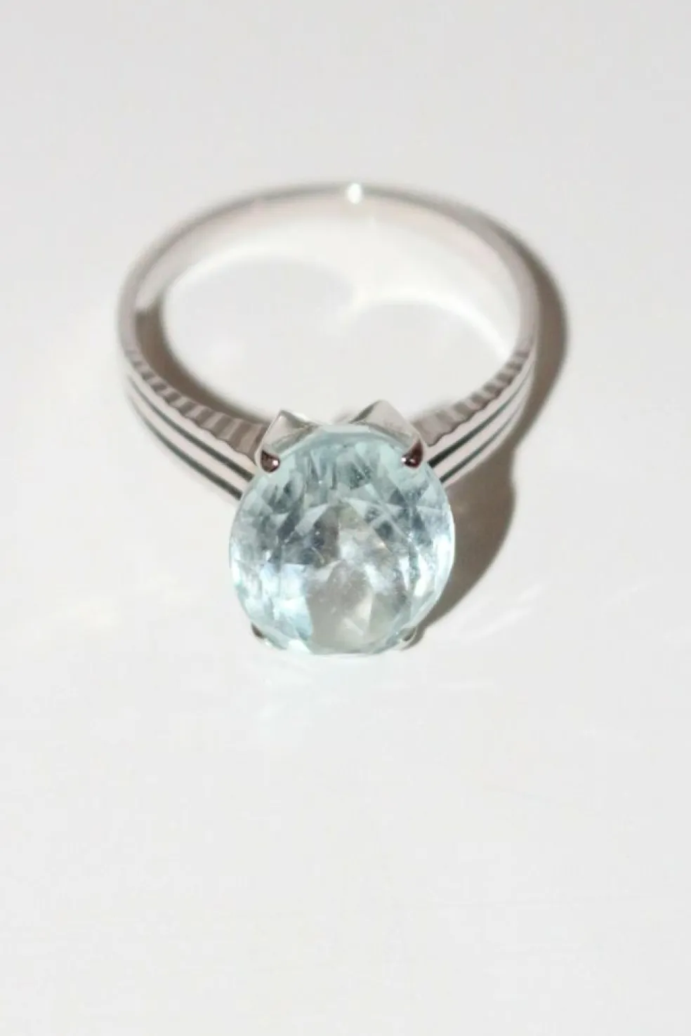 Bague Or Blanc Aigue-marine
