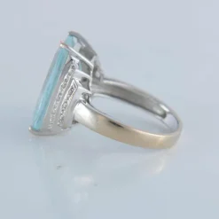 Bague or blanc aigue-marine