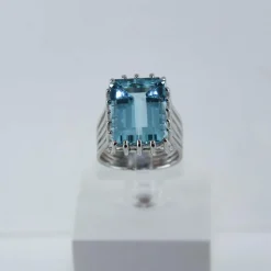Bague Or blanc Aigue-marine