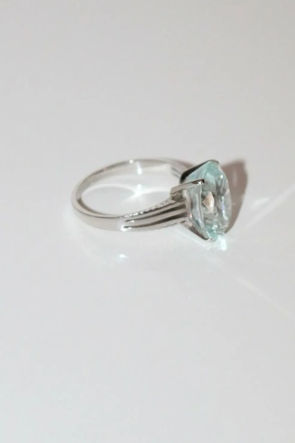 Bague Or Blanc Aigue-marine