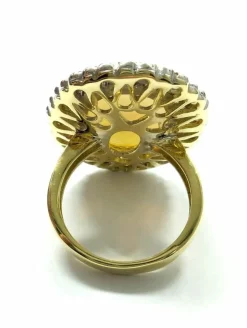 Bague or blanc argenté avec diamants et opale