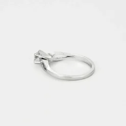 Bague or blanc diamant