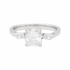 Bague or blanc, diamant 1,08 carat.