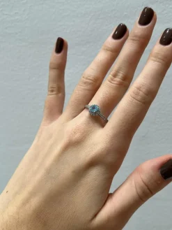 Bague or blanc diamant aigue-marine
