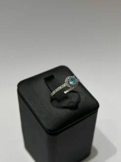 Bague or blanc diamant aigue-marine