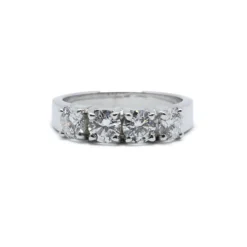 Bague or blanc diamants