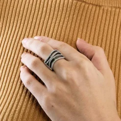 Bague or blanc diamants