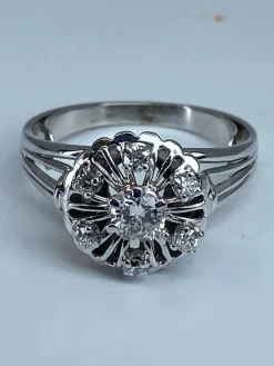 Bague Or blanc, diamants