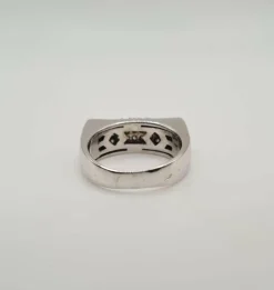 Bague or blanc diamants