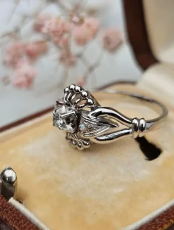 Bague or blanc diamants