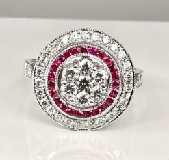 Bague or blanc diamants et rubis
