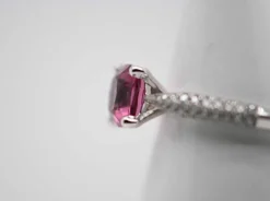 Bague Or Blanc Diamants et Saphir