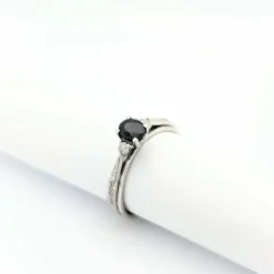 Bague or blanc diamants et saphir