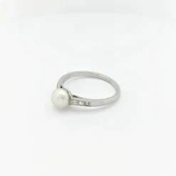 Bague or blanc diamants et perle