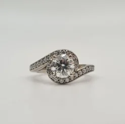 Bague or blanc diamants naturels