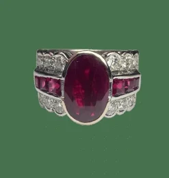 Bague or blanc, diamants, rubis