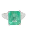 Bague or blanc, Emeraude 7cts de Colombie et diamants