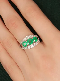 Bague Or blanc Emeraudes Diamants