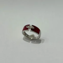 Bague or blanc en résine rouge et diamants