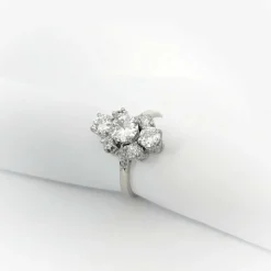 Bague or blanc et diamants
