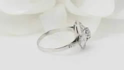 Bague or blanc et diamants