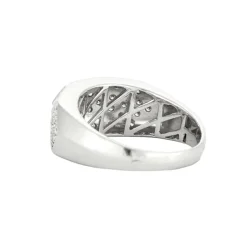 Bague or blanc et diamants