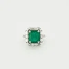 Bague or blanc émeraude diamants