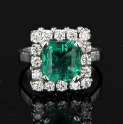 Bague or blanc émeraude diamants vintage