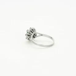 Bague or blanc émeraude diamants