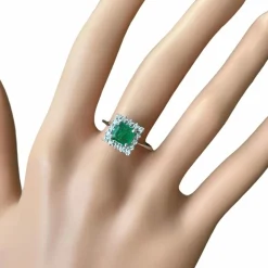 Bague or blanc émeraude diamants