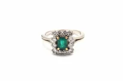Bague or blanc, émeraude et diamants