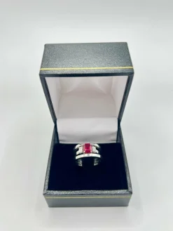 Bague or blanc rubis 1,40 ct et diamants