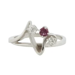 Bague Or blanc Rubis Diamants