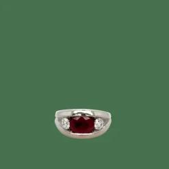 Bague or blanc, rubis, diamants