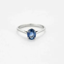 Bague or blanc saphir