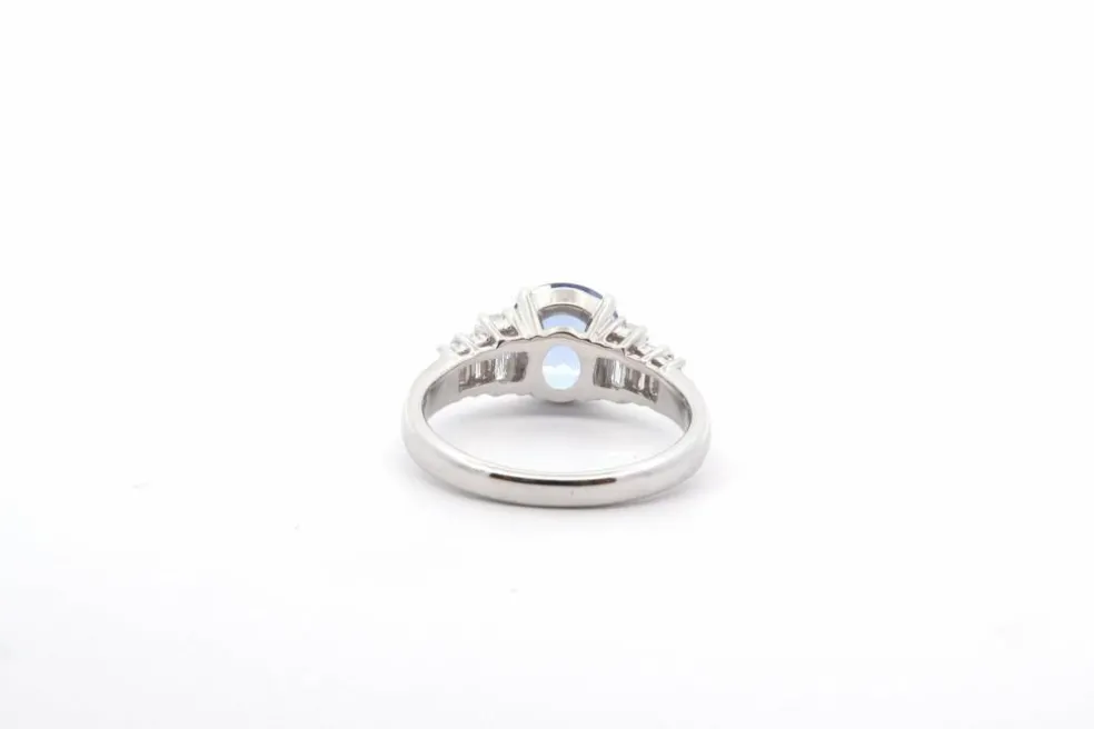 Bague or blanc saphir de ceylan et diamants