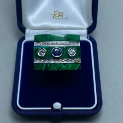 Bague or blanc, saphir, diamants