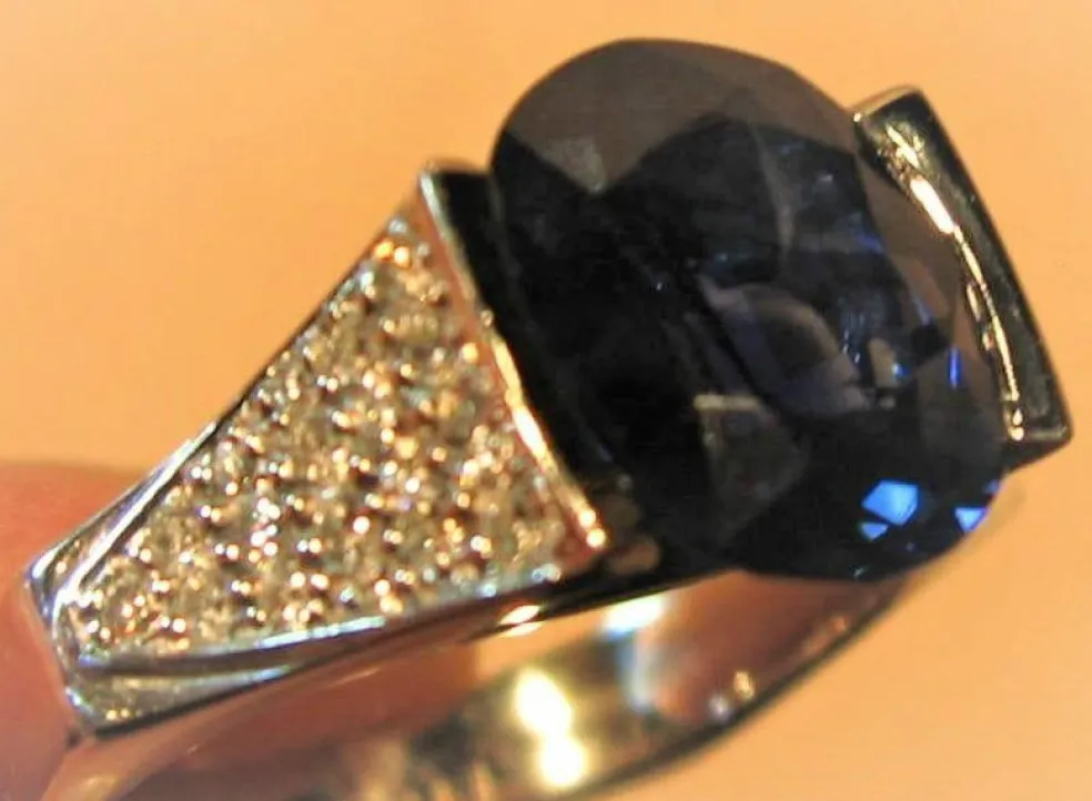 Bague Or blanc Saphir Diamants