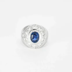 Bague or blanc, saphir et diamants