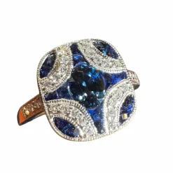 Bague or blanc saphirs diamants