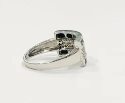 Bague or blanc saphirs et diamants