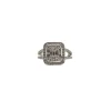 Bague or blanc sertie de diamants ronds et baguettes